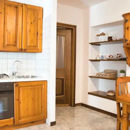 Lobia In Via Parrocchiale