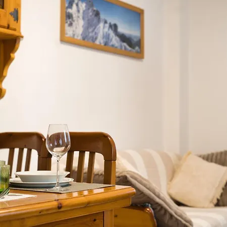 Lobia In Via Parrocchiale *