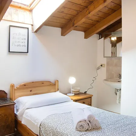 Lobia In Via Parrocchiale Appartement *