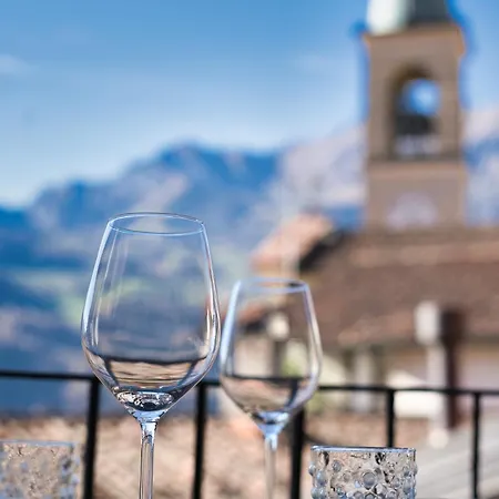 Lobia In Via Parrocchiale